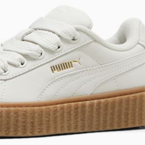 Bandana-Wrapped Sneakers and a Fresh Tan in NYC, perforated mesh sneakers, extralarge